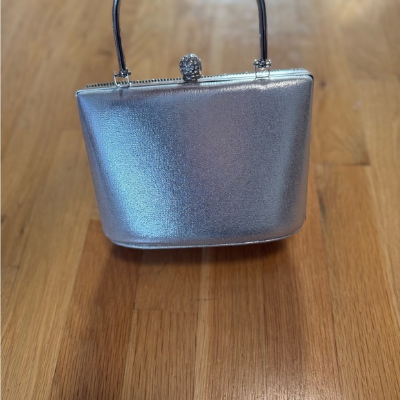 NWT d'morgeaux Silver Rhinestone Clutch Bag AZ7219 Metal Handle Shoulder Purse - Picture 4 of 12